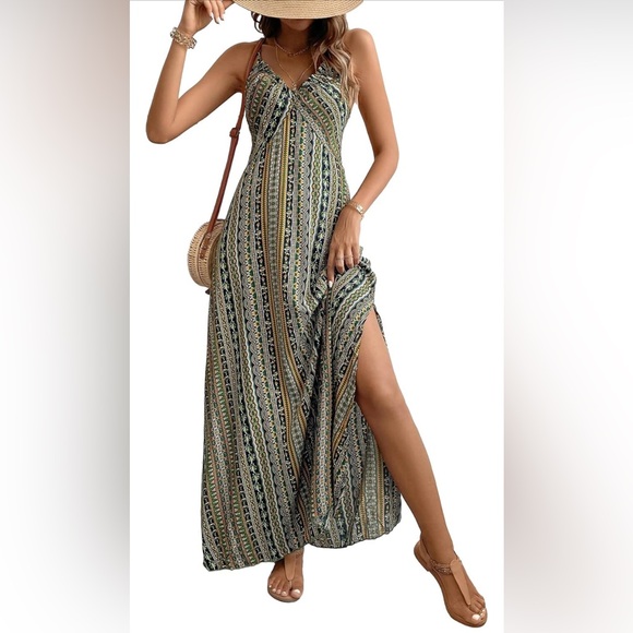 NWT-Boho Chic V-neck Cami Dress - Picture 3 of 7